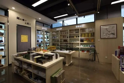 外研书店总经理付帅荣获2016全国书业非书品经营年度优秀经理人称号 文化创意用品经营典范